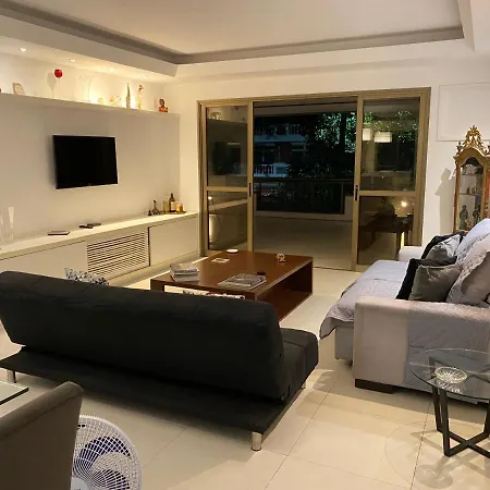 Lindo Apartamento, Proximo A Praia E Metro Apartment